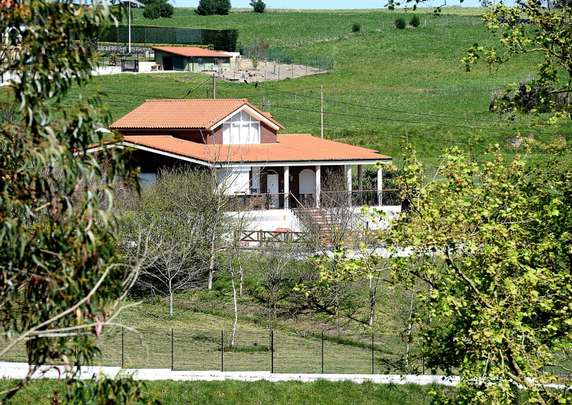 Los Avellanos De Santillana Queveda Buitenkant foto